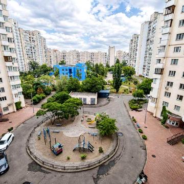 Від власника! 1-кімнатна квартира 49,6 м², Бажана 26, метро Позняки