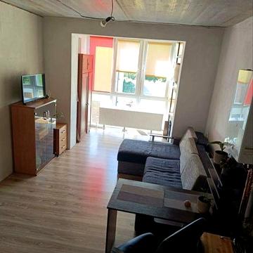 Терміновий продаж!! Без комісії 46м2 з частковим ремонтом, газ