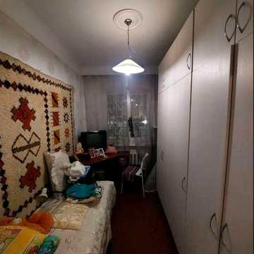 Продам 2 комн. квартиру в Приднепровске