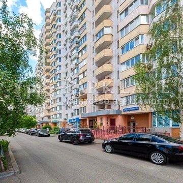Продаж 1к квартири Позняки Ахматова Дарницький з ремонтом
