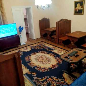 Власник. Здам квартиру дівчатам студенткам вул.Коцюбинського