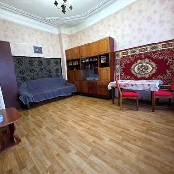 1 к кв. Центральная часть Днепра. Риелторы не звоните.