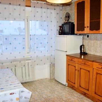 Здам 1-но кімн. квартиру Воскресенка, вул. Чорних Запорожців (Петра Запорожця), метро Чернігівська, метро Дарниця