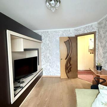 Продається 2 к. квартира, вулиця Бельведерська . Центр міста. Жилий стан. Ремонт Меблі Техніка