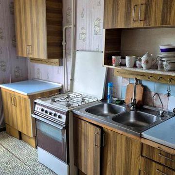 Продам 3-кімнатну квартиру в цегляному будинку, вул. Мазепи