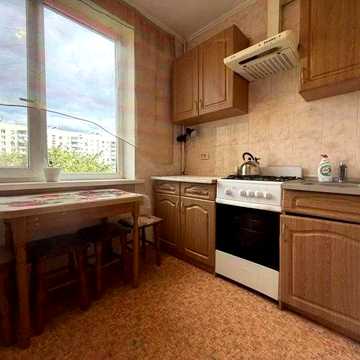 Продам 1к.кв. Салтовка в пешей доступности от м. Студенческая