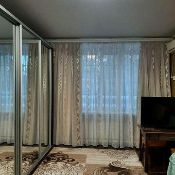 продається квартира Кривооіжсталі, станція Червона