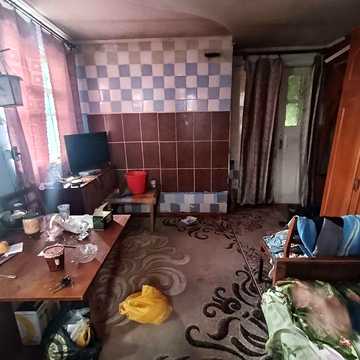 Продається будинок і також деревяний будиночок  на дві комнати