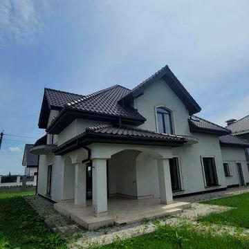 Продам будинок унікальне розташування міські комунікації асфальт доїзд