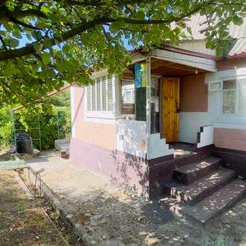Продам дачу в м.Канів