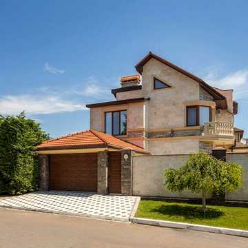 Продажа дома в Совиньоне