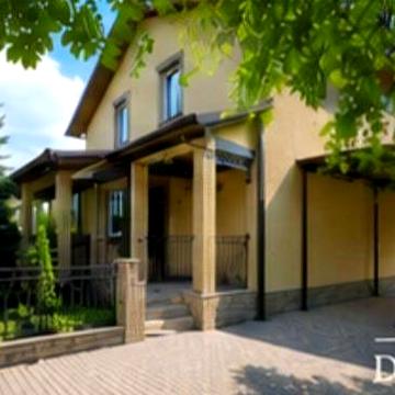 Сдам шикарный 4-комнатный дом .Золотые ключи