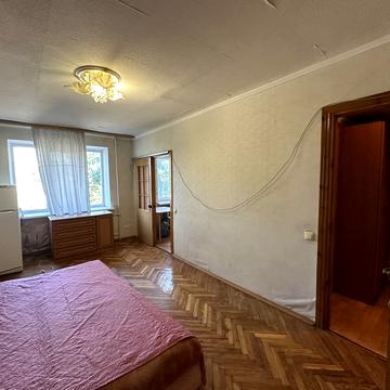 Пост-Волинська вул., 2/103