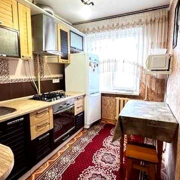 Оренда трикімнатної квартири м-н Зарічний, Покровський район