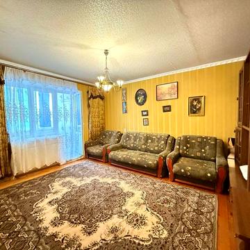 Продам 2-кімнатну. Вул. Фестивальна
