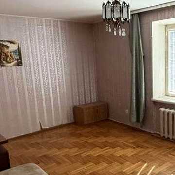 Сертифікат,Центр,3-кімнатна квартира.