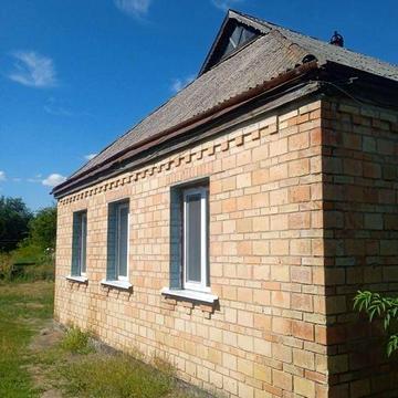 Продам цегляний будинок 82 м² + 25 соток