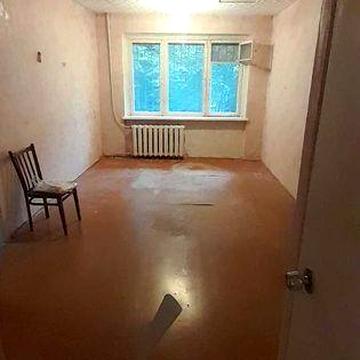 Продам 3 комнатную квартиру пр,Богдана Хмельницкогот (Г.Сталинграда)