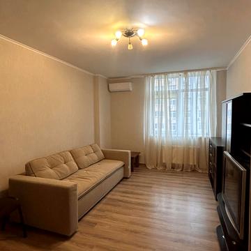 Любомира Гузара просп. (Космонавта Комарова), 46-Б