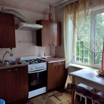 Срочно продам 1ком квартиру на Песках ул. Автозаводская