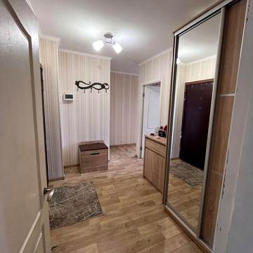 Своя 2 кв м. Студентська