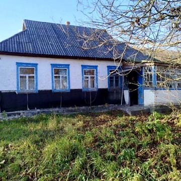 Продається будинок в с. Мліїв Черкаської області з ділянкою 47 соток