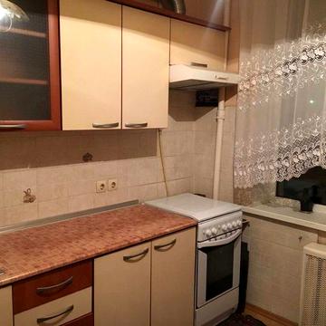 Здається 2-х  кімнатна квартира  в ГолосіЇво