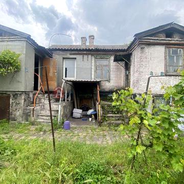 У продажі будинок, вулиця Капрова