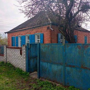 Сдам дом в Новопокровке.