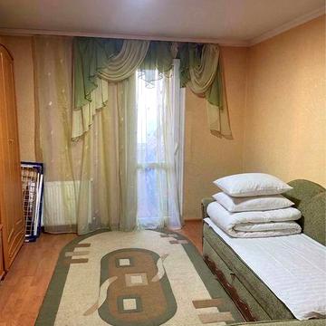 Продається квартира однокімнатна ( двох кімнатна)