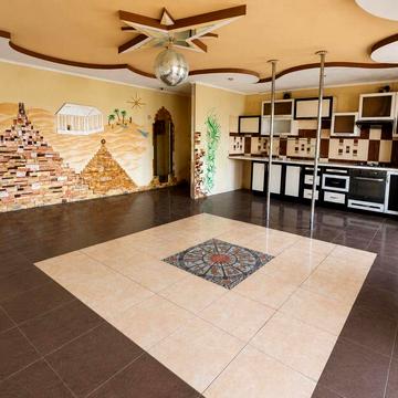 Продаж 2 кімнатноі квартири в центрі