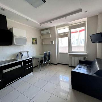 Продаж 1к квартири 50м² з ремонтом на вул. Олени Пчілки 2, Позняки, Осокорки, Харківська, Дарницький район