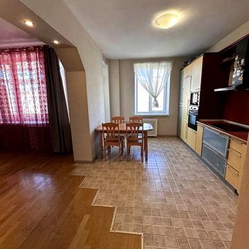 Сдам 2 к.кв. Харьковское шоссе 150/15 , Позняки 8 минут