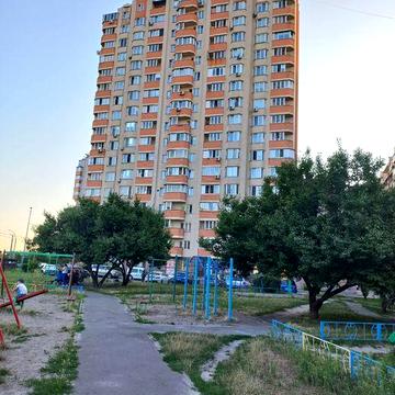Продаж сучасної квартири