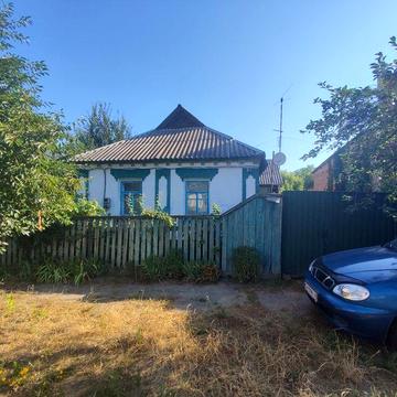 Продаж будинку центр 17900$