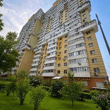 Здаю 3 кім. квартиру в новому, теплому будинку з паркінгом
