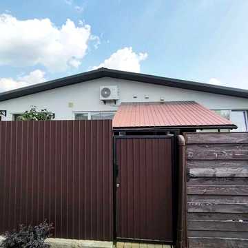 Продається свіженька смарт квартира в селищі Білогородка