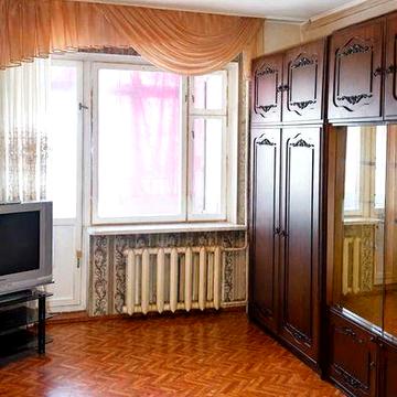 Продаж 2 кім.кв.по вул.ІБугуна(Ільіча) пл.50 м.кв. 6 поверх.