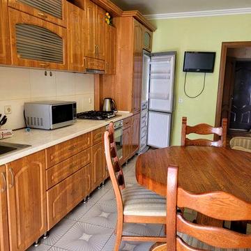 Здам 1 км.кв.в Центрі не для студентів,автономне опалення,все необхідне.Для 1 особи без шкідливих звичок
