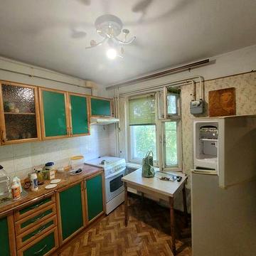 Срочно продам 1 ком.квартиру Станция Усатово рядом Нерубайское Клеверный мост Киевская трасса. Свободная!
