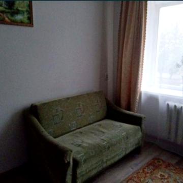 Сдается 1 ком кв (гостинка)в Корабельном р-н по.Богоявленский  338