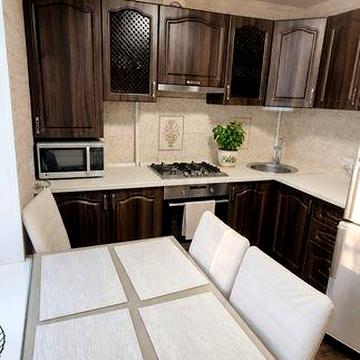 ПРОДАМ 4-кімнатну квартиру в м.Самар, район ТРЕЙД ПАРКУ.