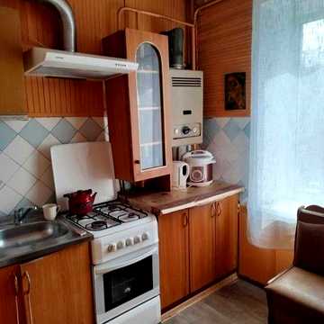 Продается 1 ком квартира по ул. Независимой Украины.