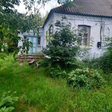 Продам будинок з газом,грубою,та піччю
