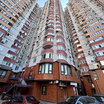 Продаж 3-х кімнатної квартири з окремим входом, 2 поверх, м. Київ, вул. Петра Калнишевського (Михайла Майорова) буд 7 ЖК Калнишевского 7