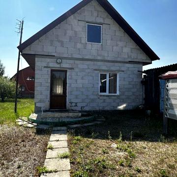 Продається земельна ділянка з будинком у Рівненській області!
