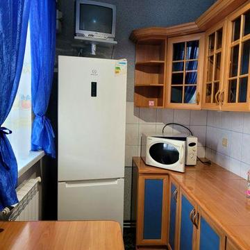 Продам 1 км.кв.в Центрі,автономне опалення,ремонт,кондиціонер