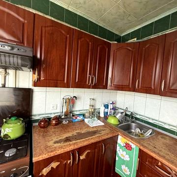Продаж 2х кімнатної Семеренка 14/9