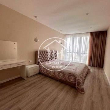 3-х кім квартири площею 120 м.кв. з ремонтом. Шевченківський р-н. ближній центр. Інвестиція класна як для проживання так і для оренди. Надійний ЖК
