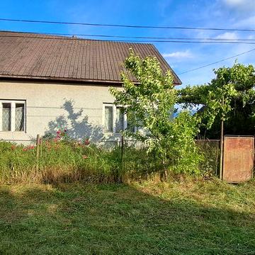 Продам будинок  під відновлення